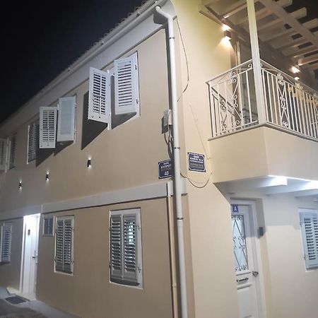Garitsa Apartments Corfu  Eksteriør bilde